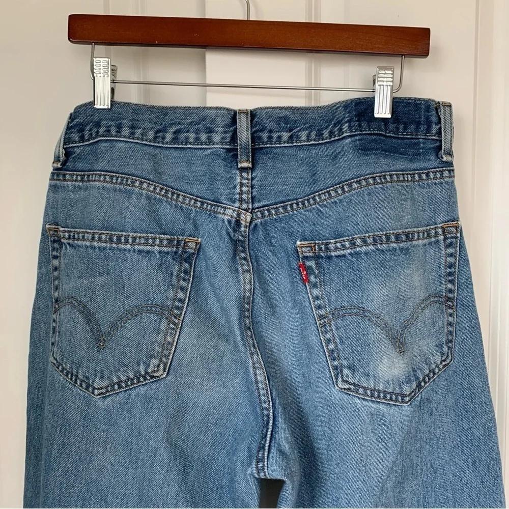 Men's Levi's 550 Relaxed Fit Denim Jeans 34 x 32 Medium Wash - Picture 9 of 16